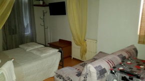 Отель Hôtel des Touristes  Пьеррфитт-Несталас
